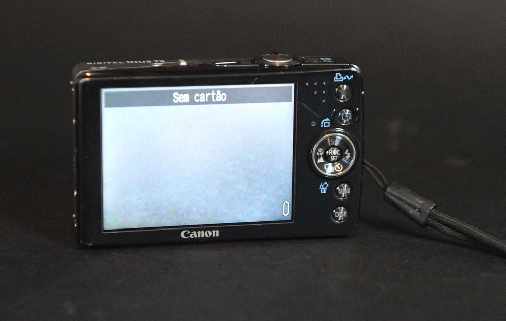 Máquina fotográfica Canon Ixus 75