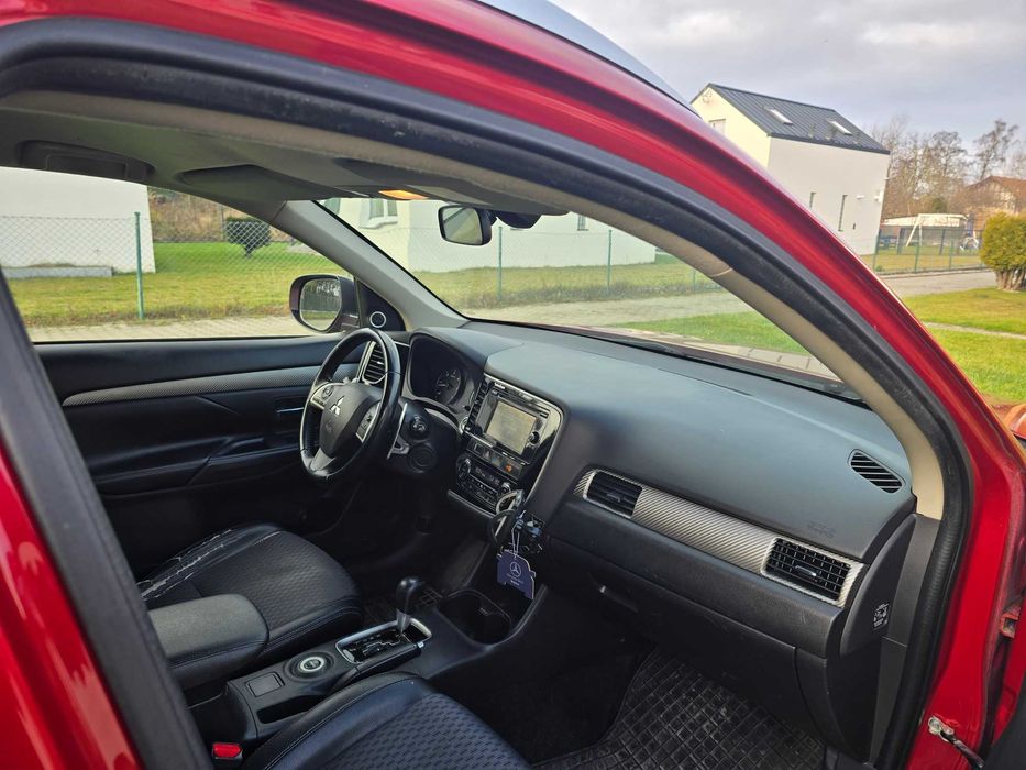 Mitsubishi Outlander, 2.2 diesel, 4wd +hak