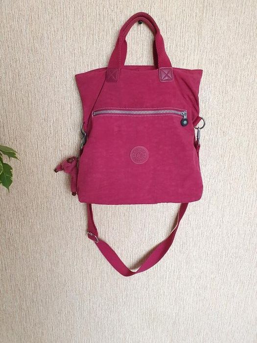 Стильна , містка сумка , шопер kipling, оригінал гарний стан