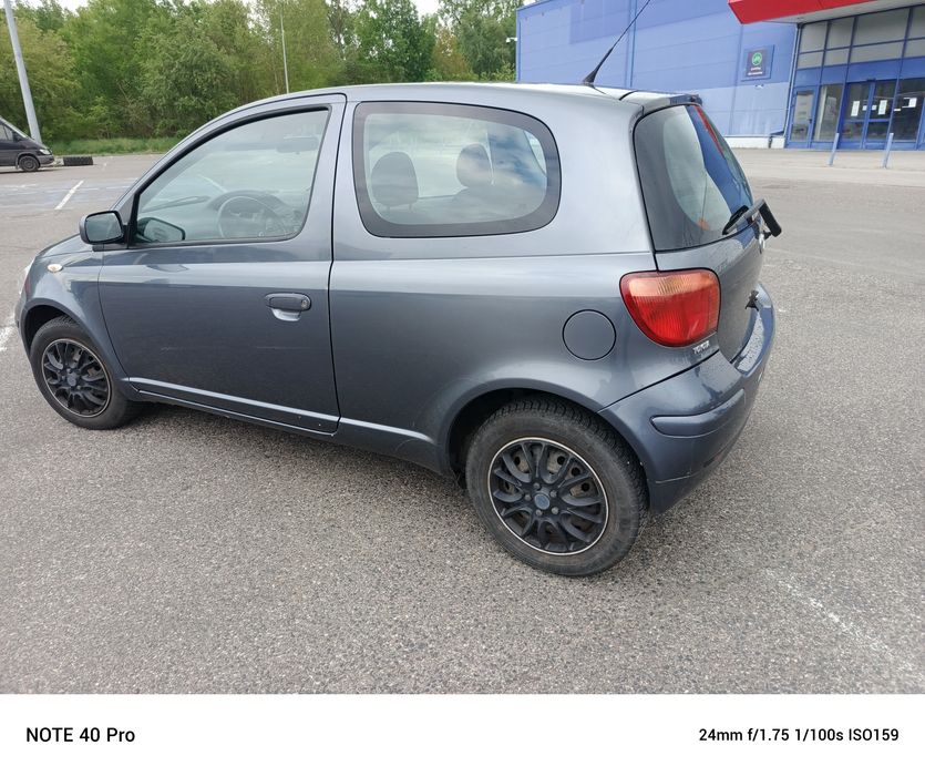 Toyota Yaris 1.0 benzyna