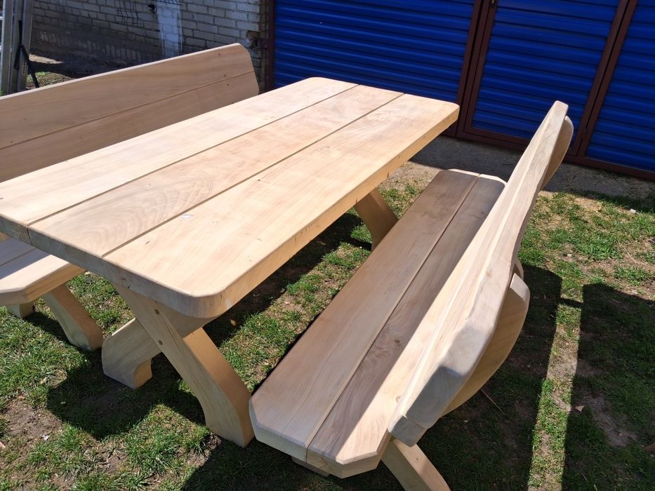 Stoły ogrodowe - komplet.