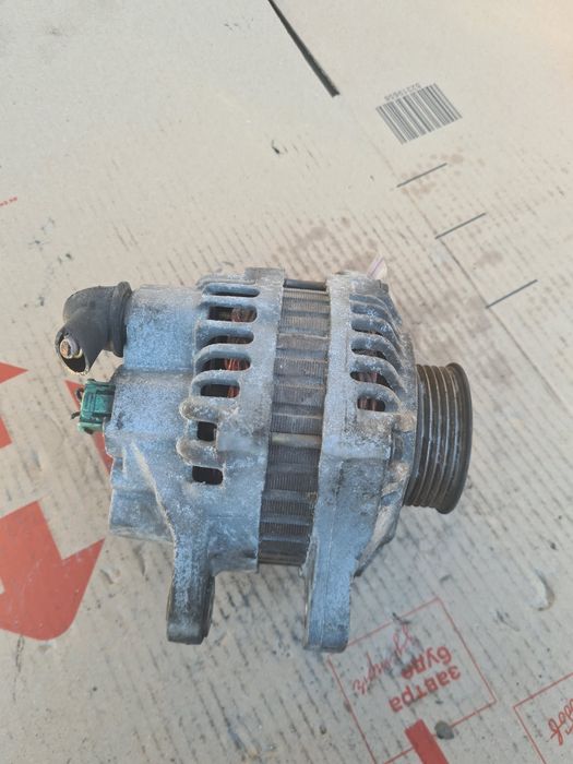 Генератор Honda Jazz 2 бензин Хонда джаз 2 бензин