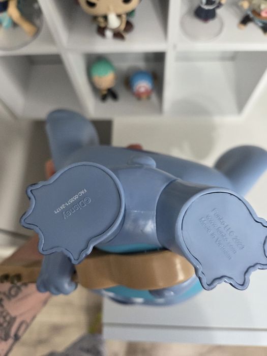 Figurka jumbo funko pop Stitch with ukulele 1419
