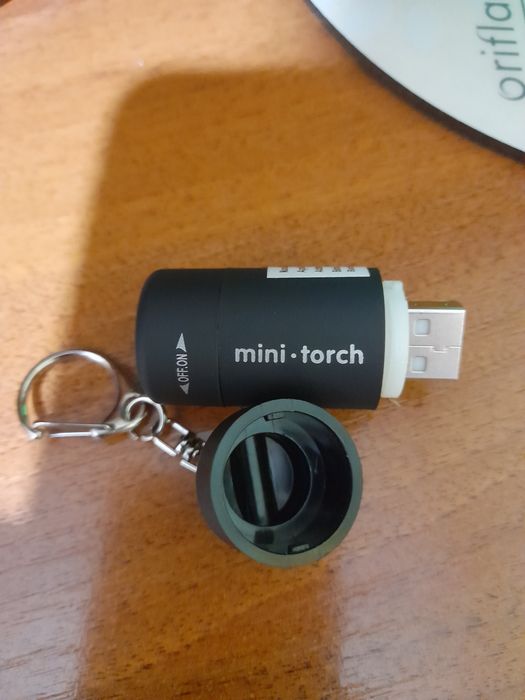 Ліктарик брелок usb