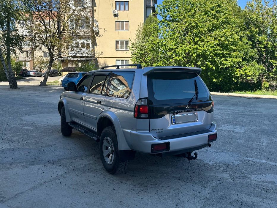 Mitsubishi Nativa