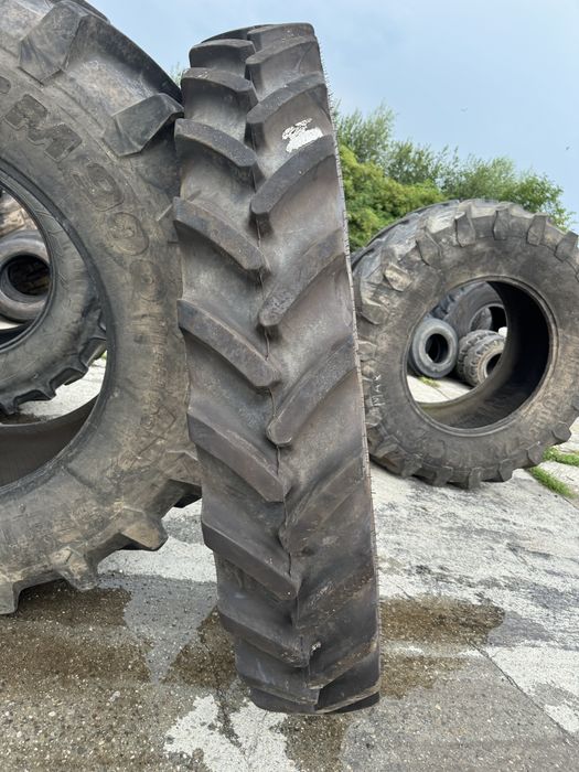 Opona VF380/105R54 Mitas