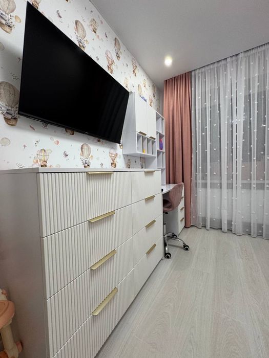 ЄОселя до 3х років! 2 к з ремонтом! Газ!