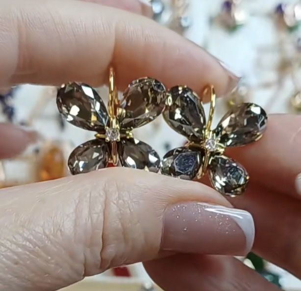 Серьги с кристалами Сваровски