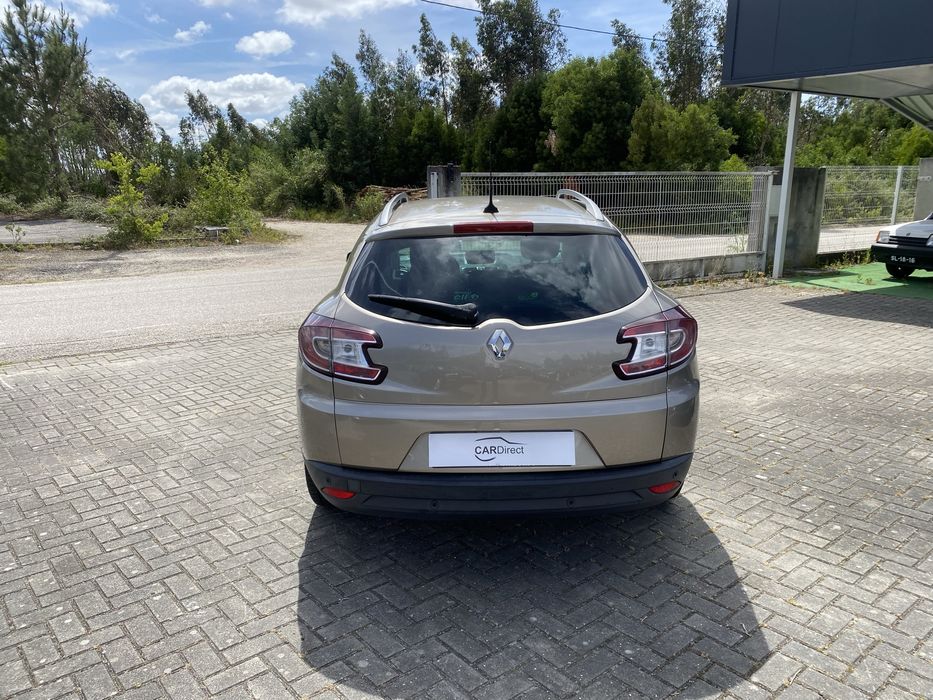 Renault Megane 1.5 dci 110cv + GPS + Nacional