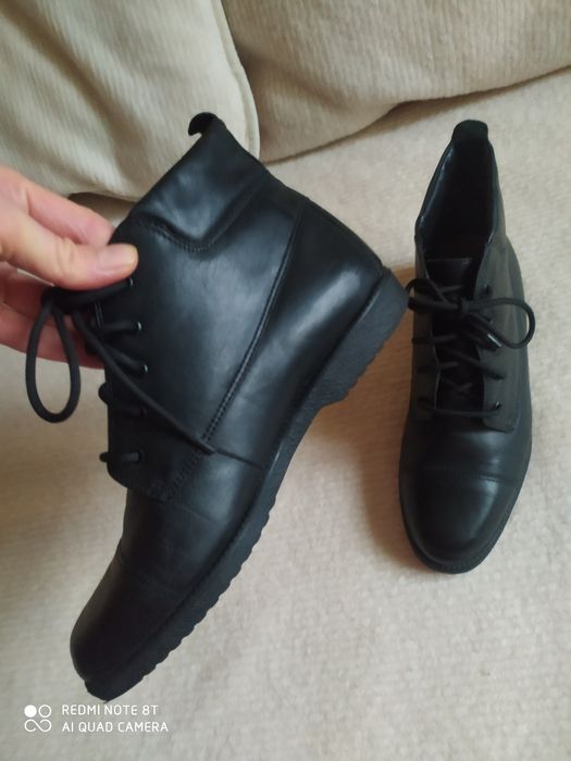 Clarks 38 38.5 25 cm wkladka skórzane buty na jesień i zimę czarne bdb