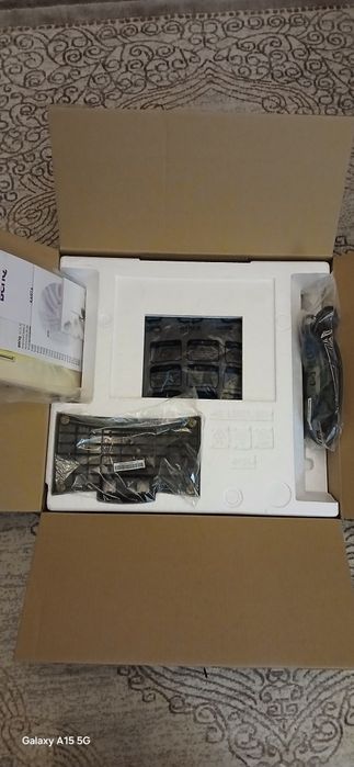 Monitor BenQ FP73G