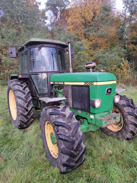 Traktor John deere 3050