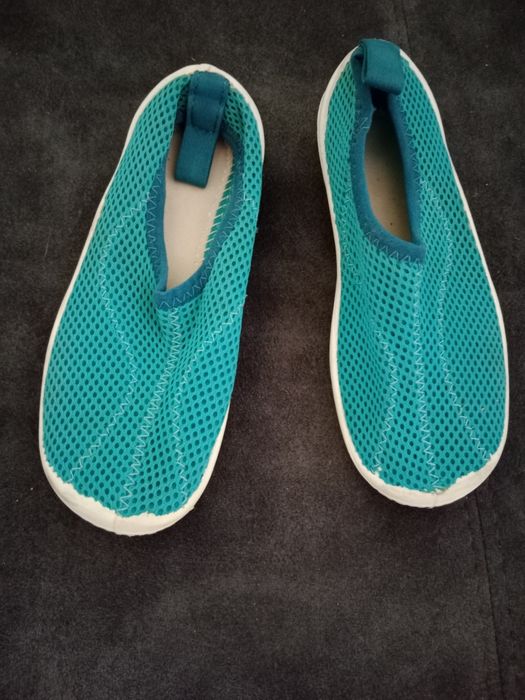 Buty uniwersalne do wody
