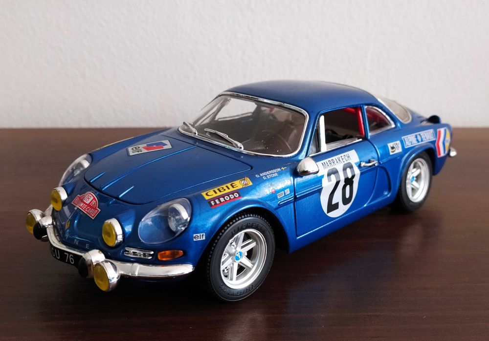 Burago Модель 1:16 Авто Renault Alpine А110 Авторалли Мarrakech 1971