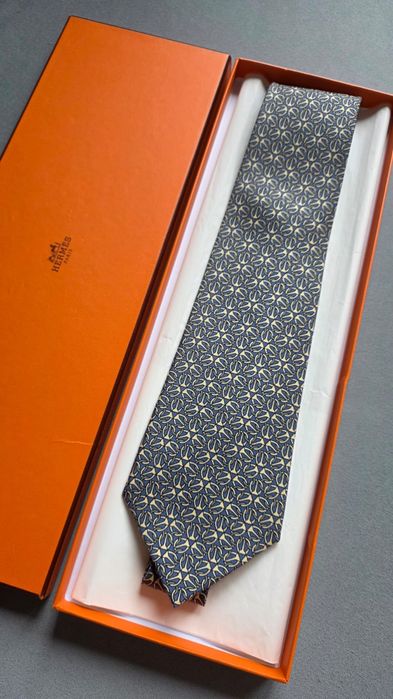 Krawat jedwabny HERMÈS + box