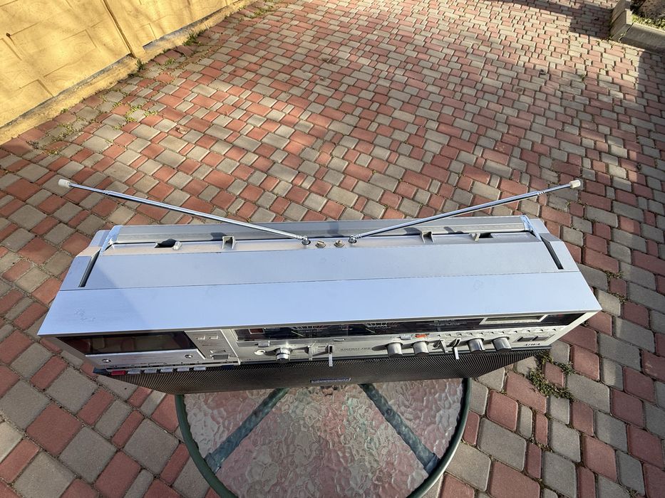 Продам магнитолу AIWA CS-880E