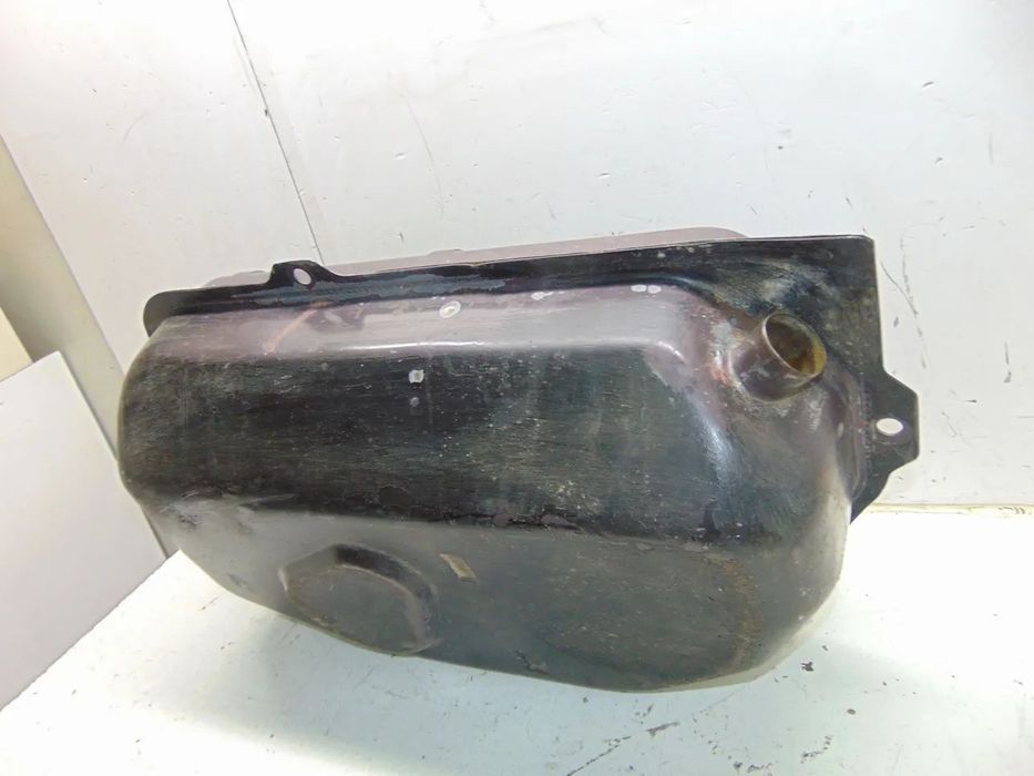 Peugeot 305 depósito gasolina