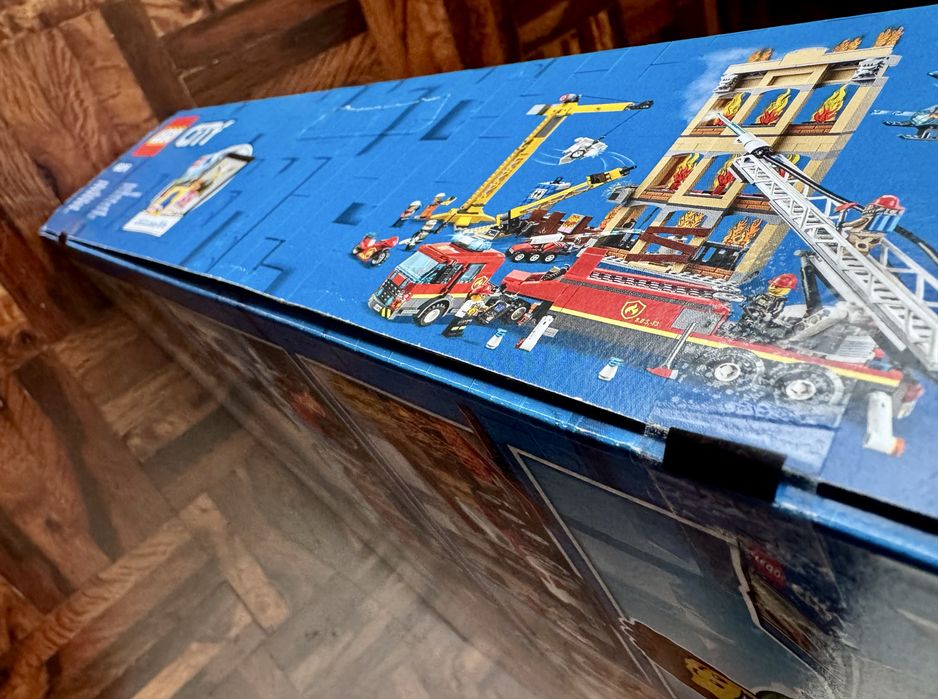LEGO City 60216 - Downtown Fire Brigade - NOVO!