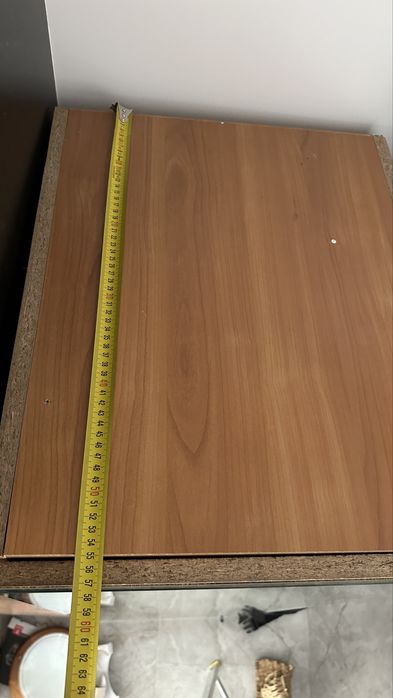 Szafa solidna z lustrem