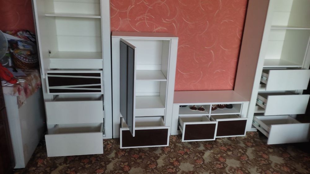 Меблевий гарнітур шафа вітальня Меблі для невеликої гостиної