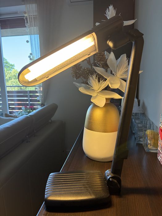 Lampa biurkowa czarna