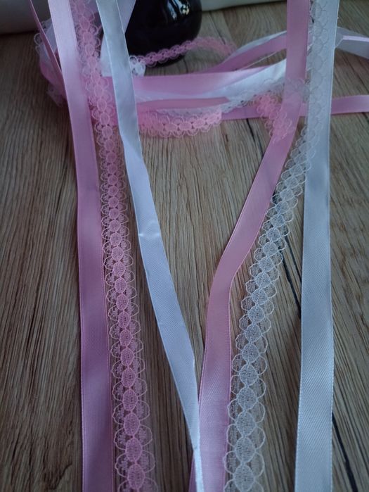 Chorągiewki ślubne personalizowane różowe koronkowe