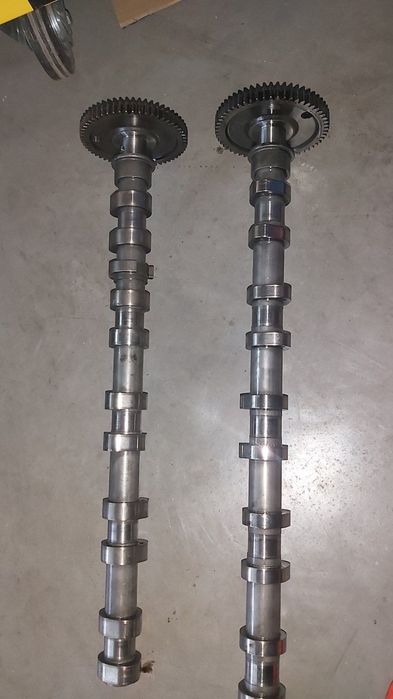 Mostek głowicy panewka wałki rozrządu volvo d3/d4/d5 silnik 5 cylindro
