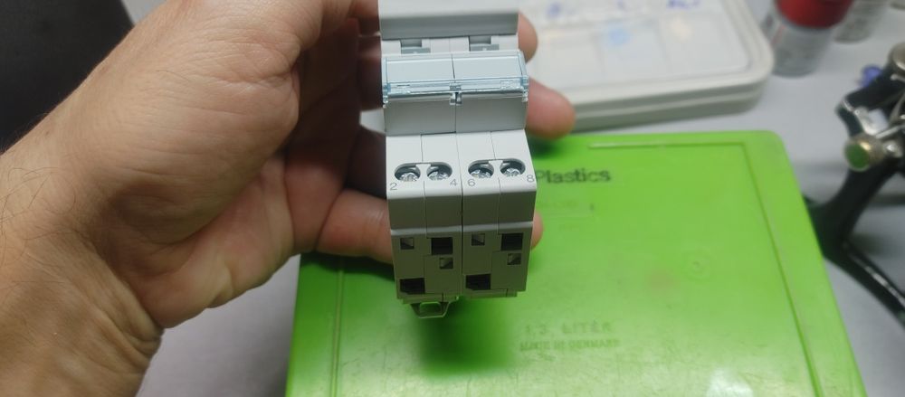 Переключатель перекидной