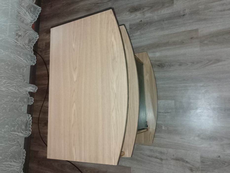 Тумбочка під телевізор