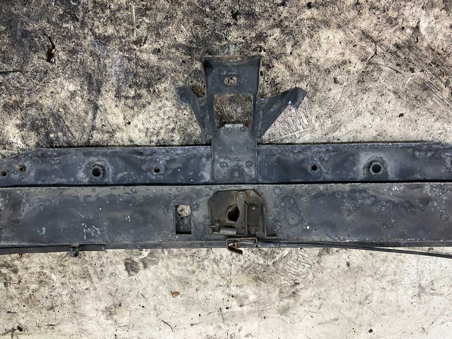 Renault Laguna II 2 Pas Przedni Wzmocnienie Górne