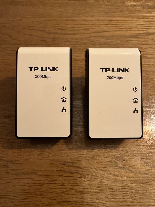 Mini Adaptador Powerline Multi-Streaming AV200-TL-PA211