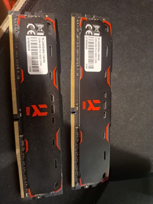 Kości ram 16gb 2x8 2400mhz  ddr4