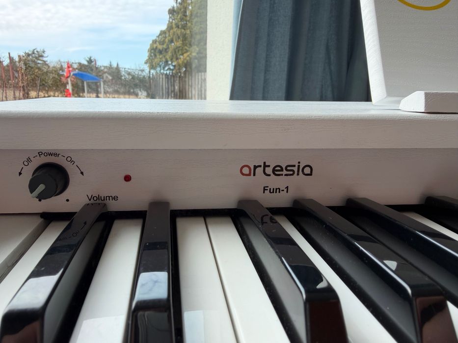 Pianino dla dzieci Artesia Fun 1