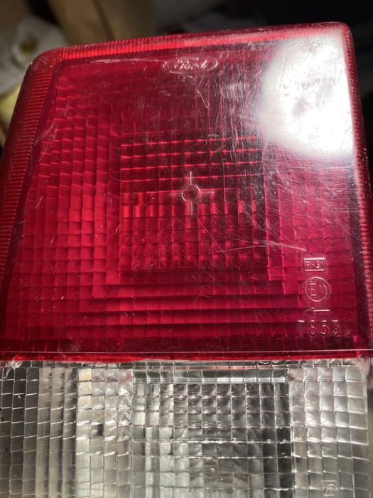 Задній габаритний ліхтар Ford Fiesta Mk1