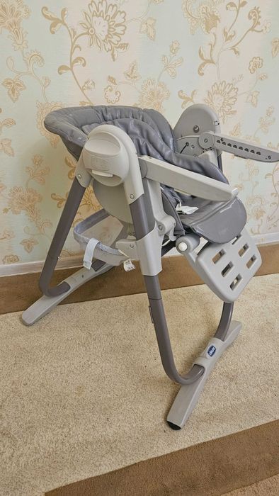 Дитячий стільчик для годування Chicco
