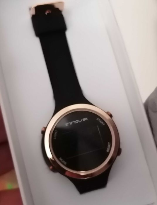 Relógio INNOVA (Novo na caixa)