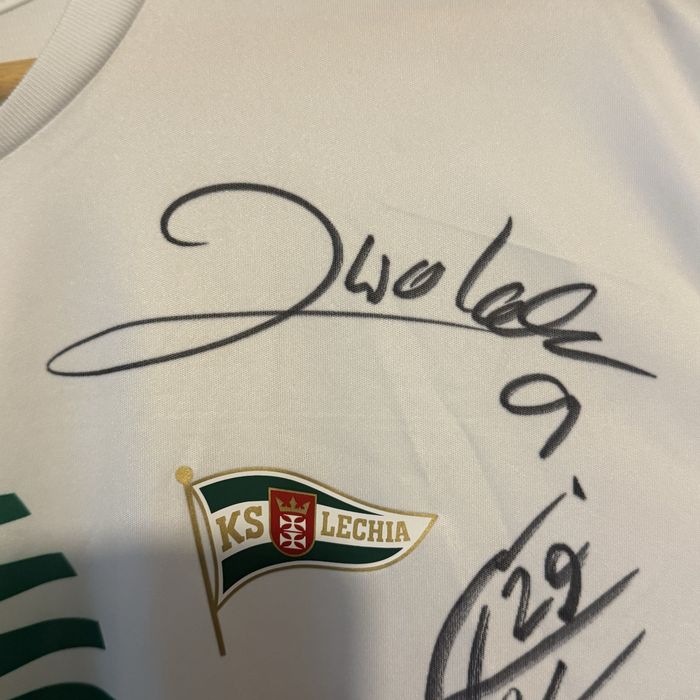 Moszulka meczowa Lechii Gdansk z autografami 2022