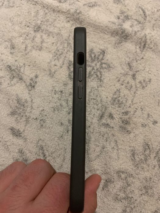 Чехол на IPhone 13 Pro