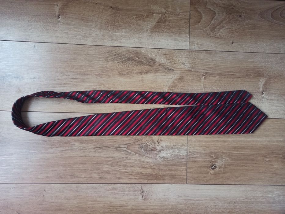 Krawat męski w paski