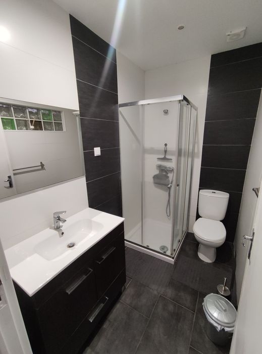 Quartos para estudantes ou jovens trabalhadores no centro de Leiria