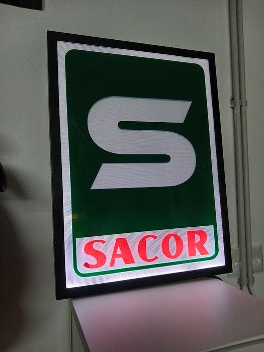 Reclame sacor Com luz