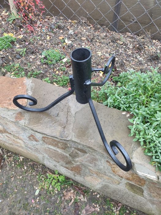 Подставка под ёлку,сосну.