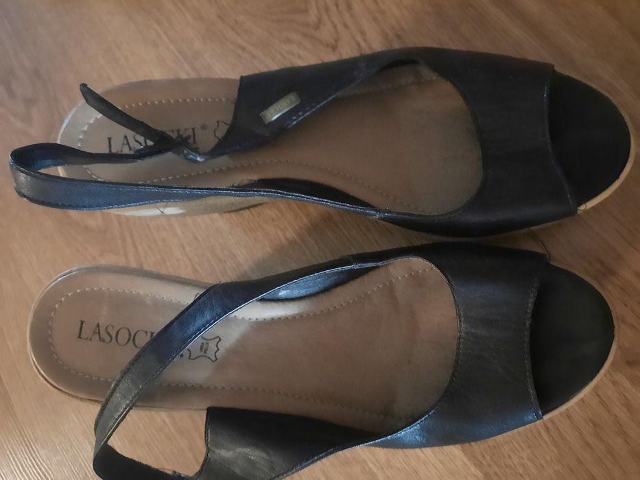 Sandały czarne skóra lasocki 40