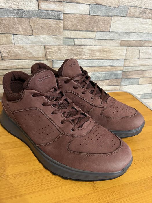 Кросівки Ecco Exostride