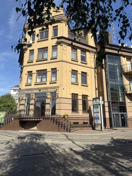 Оренда офісного приміщення в самому центрі м. Луцьк