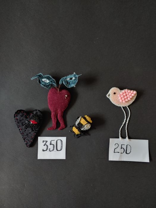 Броши ручной работы