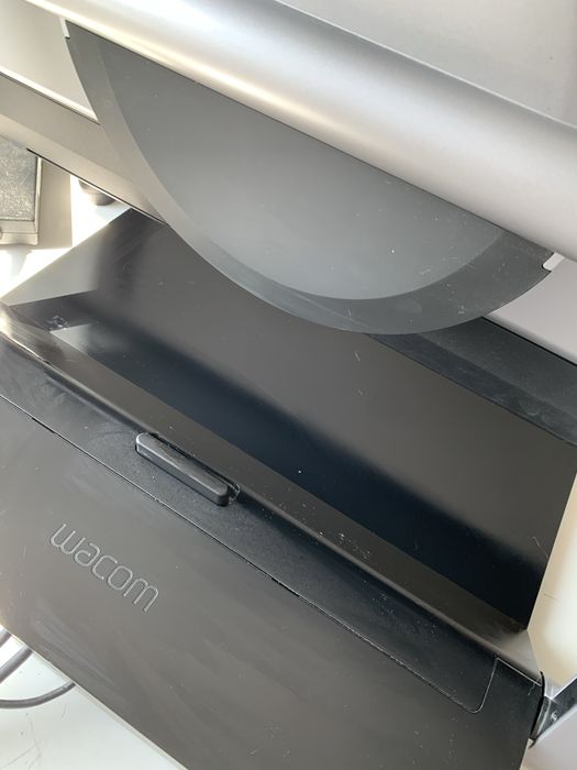 Tablet Wacom Cintiq Pro 24 Touch cena sklepowa 15 000