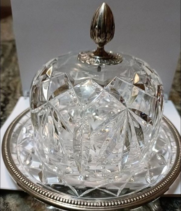 Manteigueira/queijeira em cristal e prata