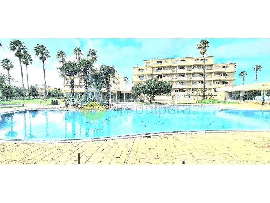 Portimão, Victor's Plaza 
Apartamento T1+1 localizado, num 2º anda... — Portimão, Faro
