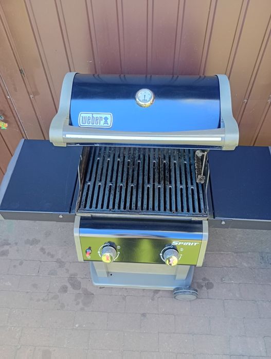 Duży grill gazowy